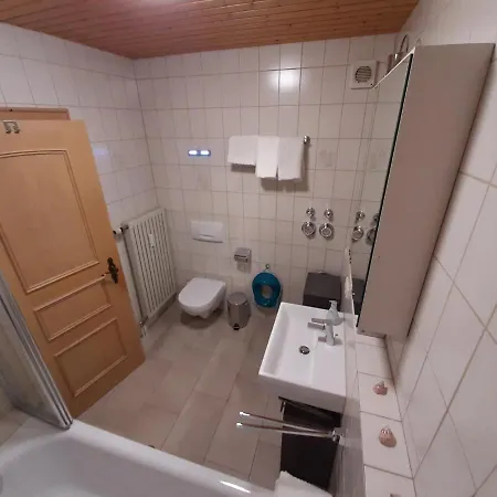 Ferienwohnung Charly Apartment *